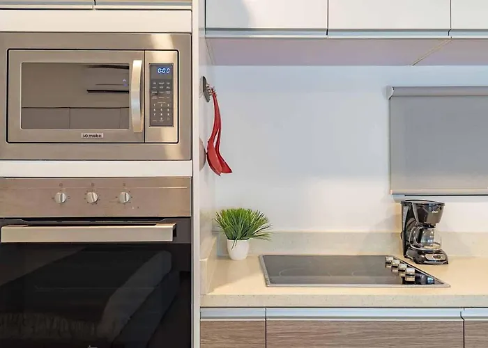 Apartment Stylish Urban Close The 5th *