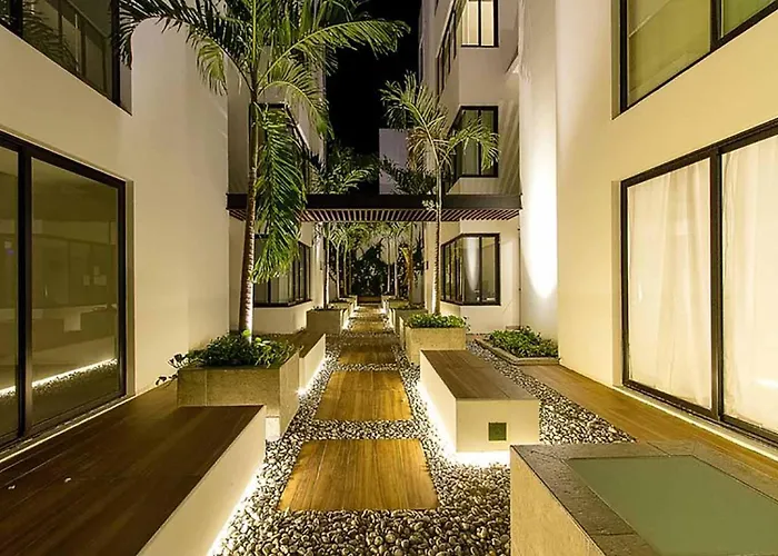 Apartment Stylish Urban Close The 5th