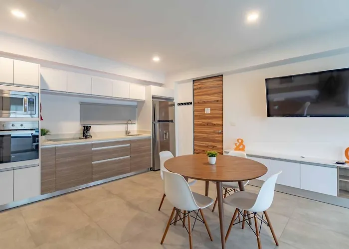 Stylish Urban Close The 5th Apartment Playa del Carmen